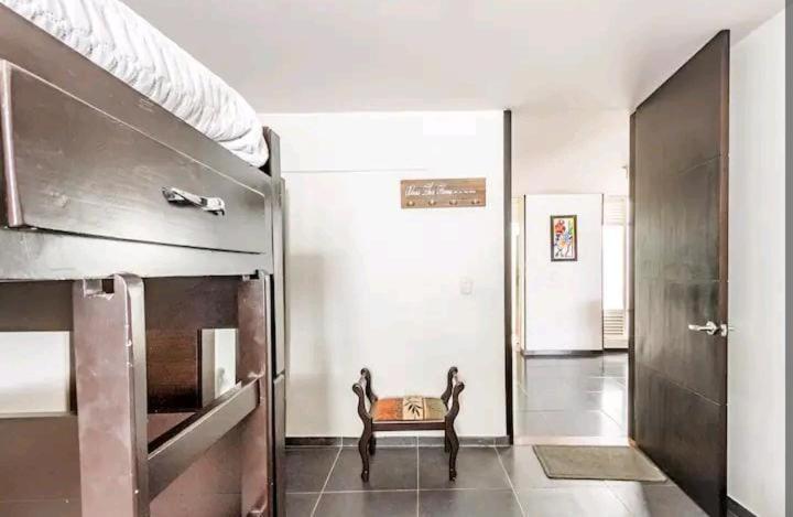 펜션 Alojamiento Cómo En Casa Cerca Al Aeropuerto!!