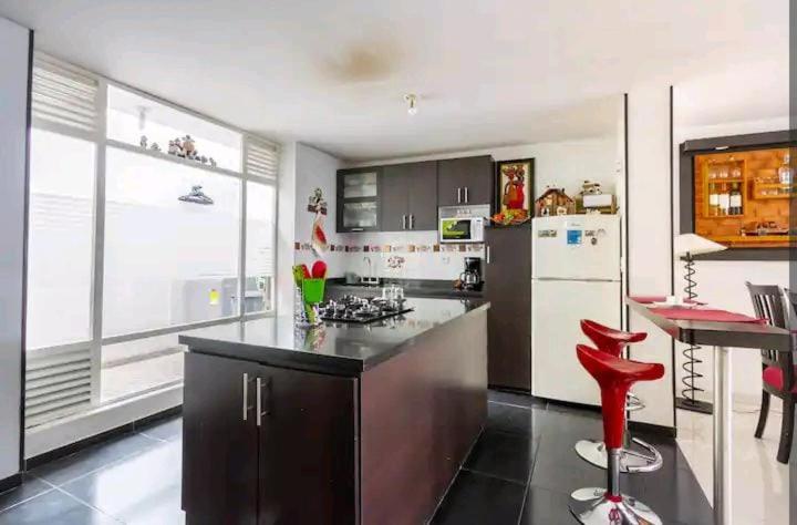 펜션 Alojamiento Cómo En Casa Cerca Al Aeropuerto!!