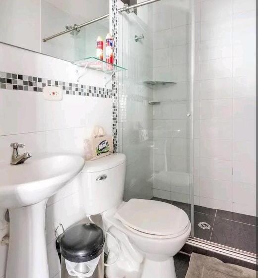 펜션 Alojamiento Cómo En Casa Cerca Al Aeropuerto!!