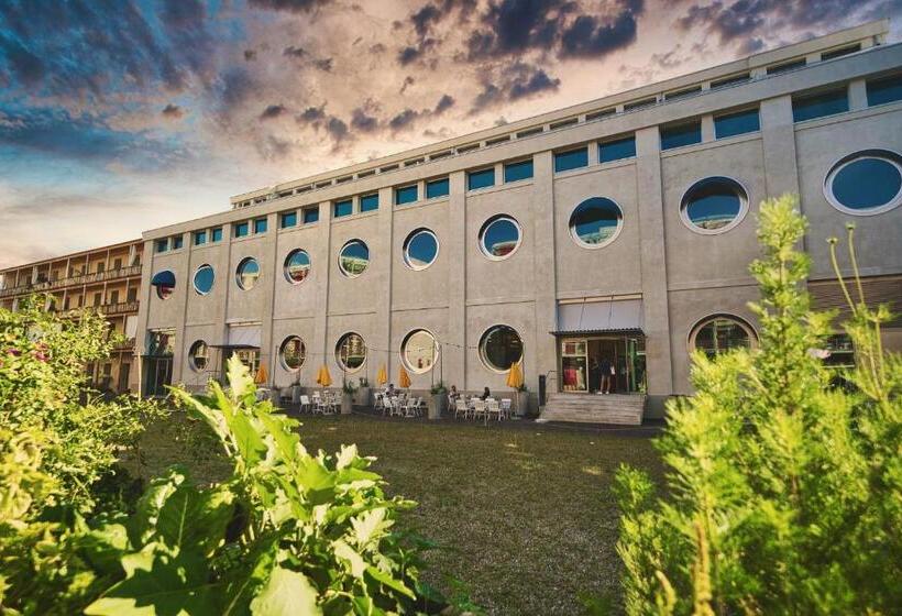 Silo Design & Boutique Hostel Basel