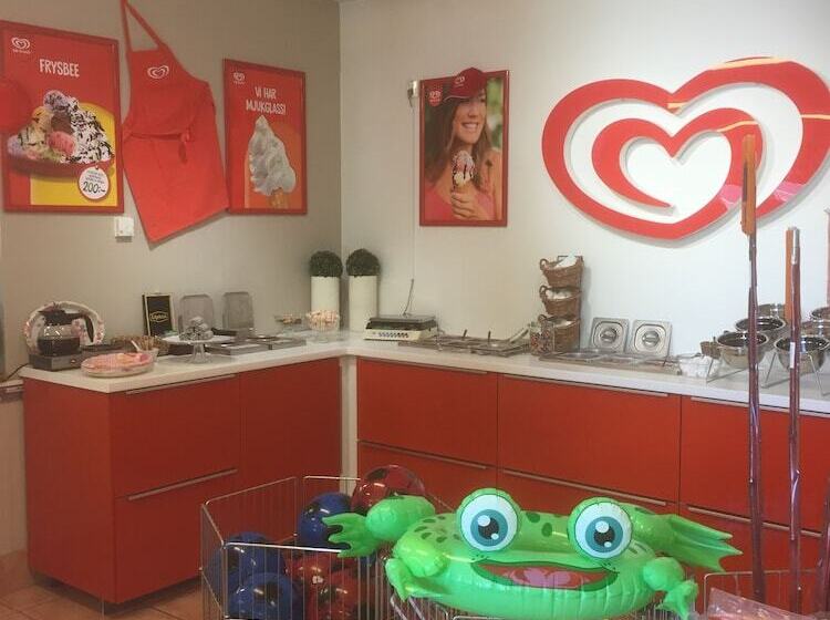 Отель Evedals Camping Växjö