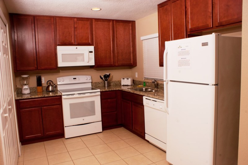 Townhome With Community Pool & Tennis  3 Br Townhouse