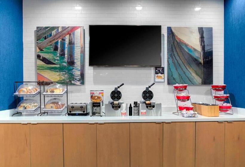 Fairfield Inn & Suites By Marriott Virginia Beach Oceanfront