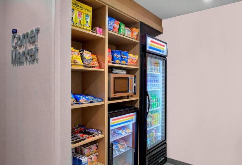 Fairfield Inn & Suites By Marriott Virginia Beach Oceanfront