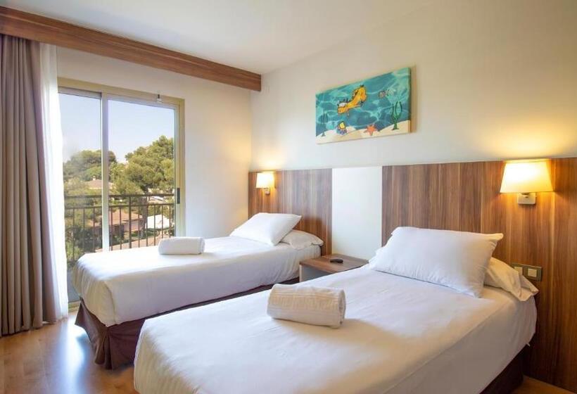 Golden Avenida Family Suites 4