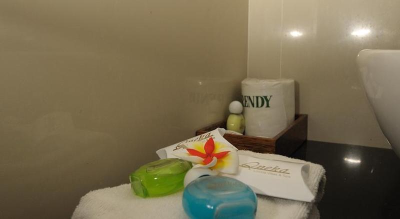 בית מלון כפרי Aneka Lovina Villas & Spa