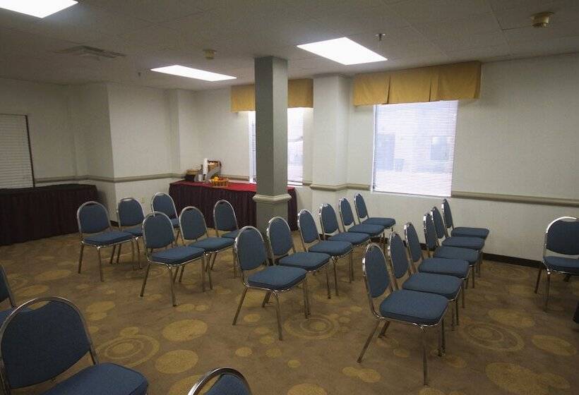 Atrium Hotel And Suites Dfw Airport