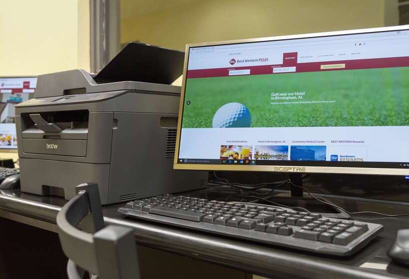 호텔 Best Western Plus Birmingham Inn & Suites