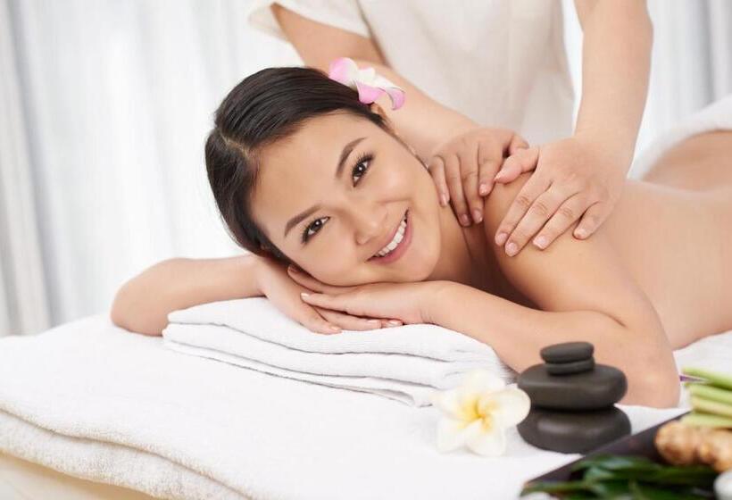 هتل Caravelle Saigon