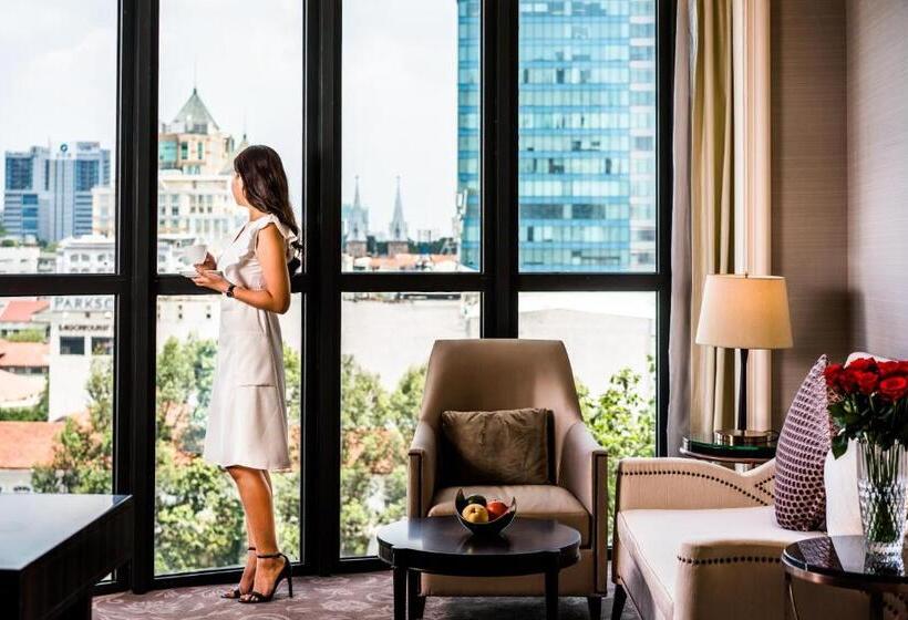 هتل Caravelle Saigon