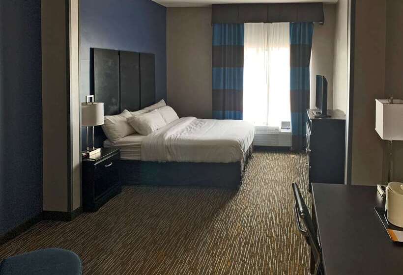 هتل Comfort Inn & Suites Columbus North