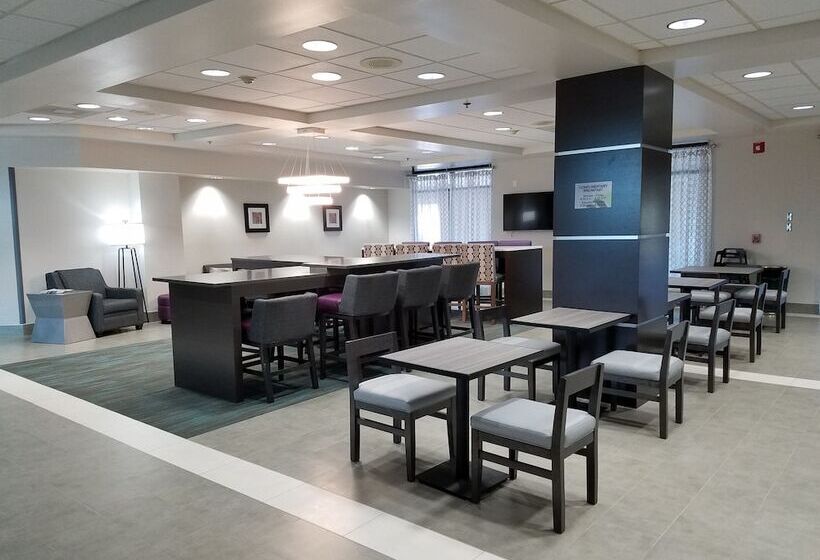 فندق Comfort Inn & Suites Columbus North