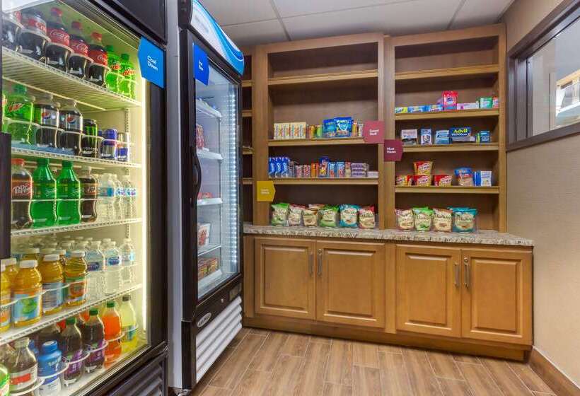 فندق Comfort Suites Fredericksburg South