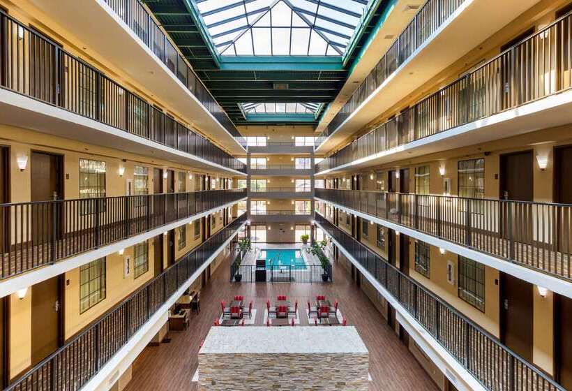 فندق Comfort Suites Fredericksburg South