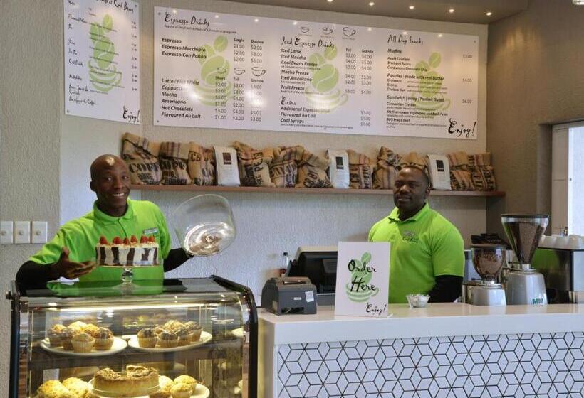 호텔 Cresta Lodge Harare