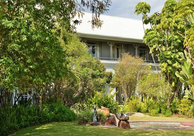 호텔 Cresta Lodge Harare