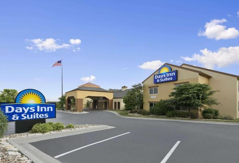 酒店 Days Inn & Suites By Wyndham Omaha Ne