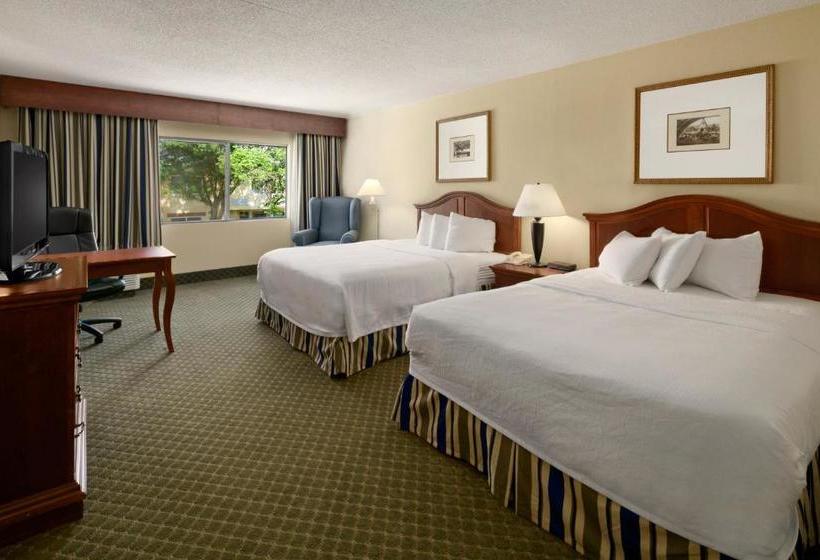 酒店 Days Inn & Suites By Wyndham Omaha Ne