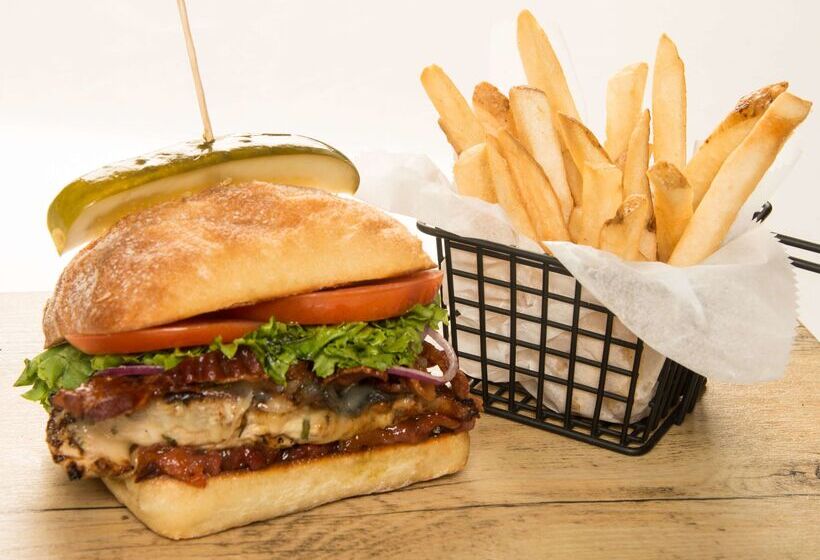 Doubletree By Hilton Hotel Syracuse