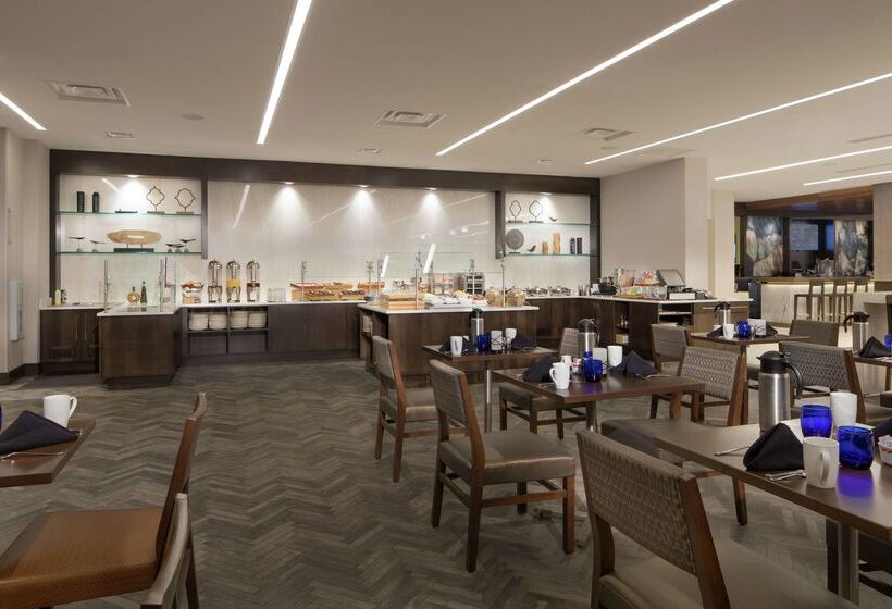 Doubletree By Hilton Hotel Syracuse