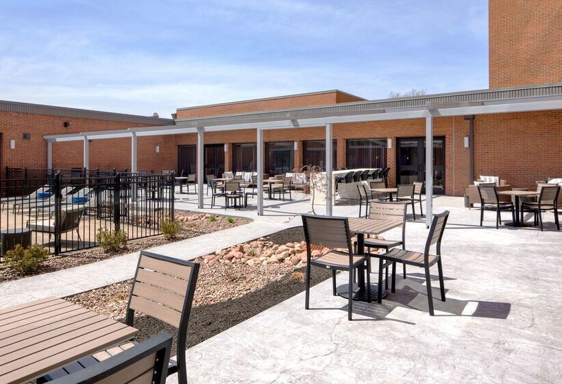 Doubletree By Hilton Hotel Syracuse