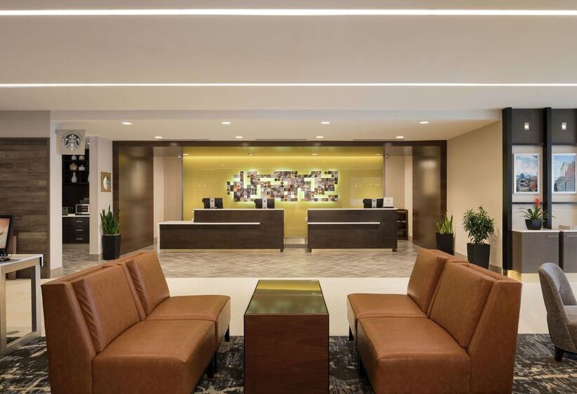 Doubletree By Hilton Hotel Syracuse