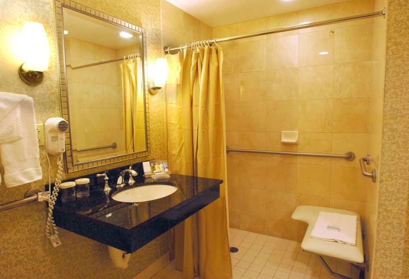 Doubletree By Hilton Hotel Syracuse