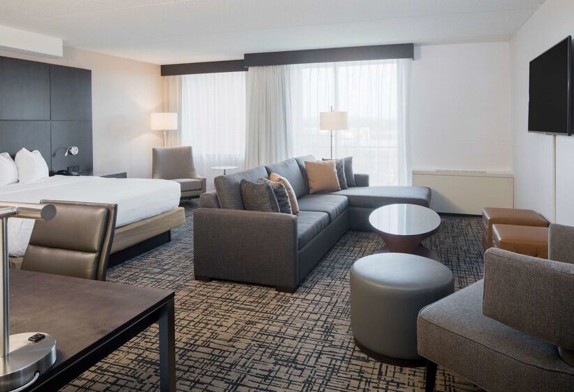 Doubletree By Hilton Hotel Syracuse