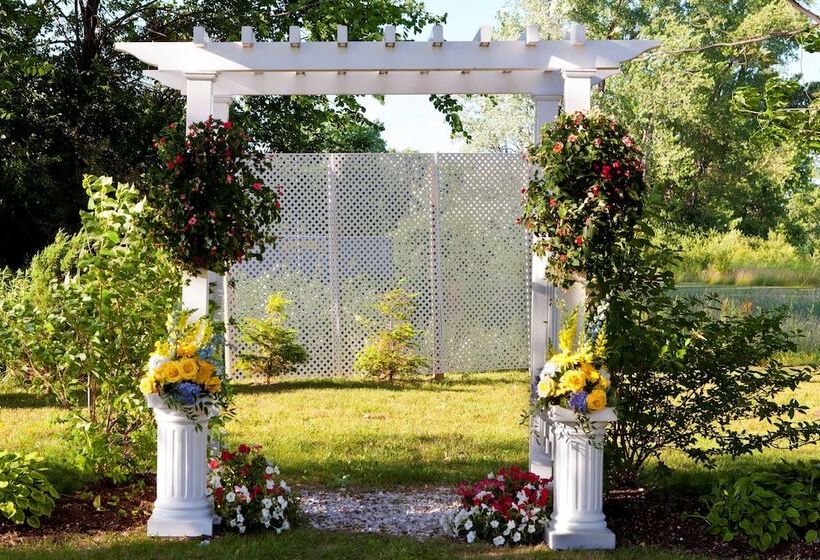 Doubletree By Hilton Hotel Syracuse