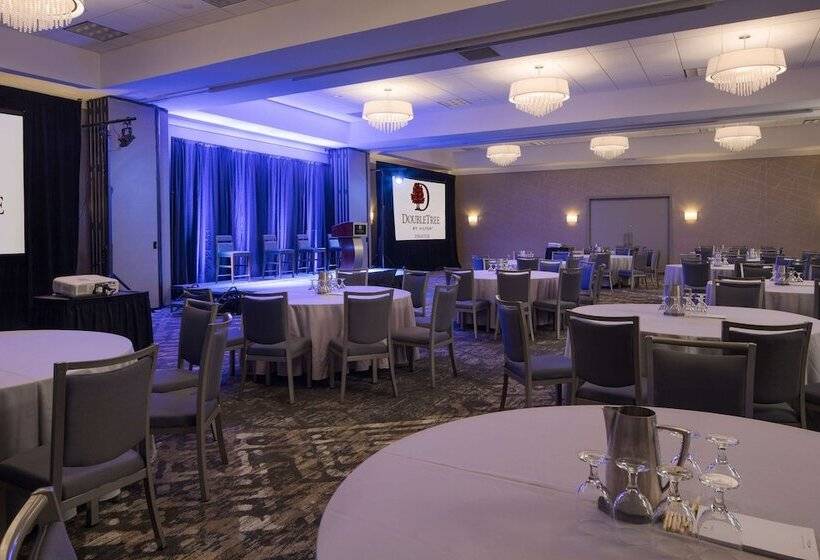 Doubletree By Hilton Hotel Syracuse