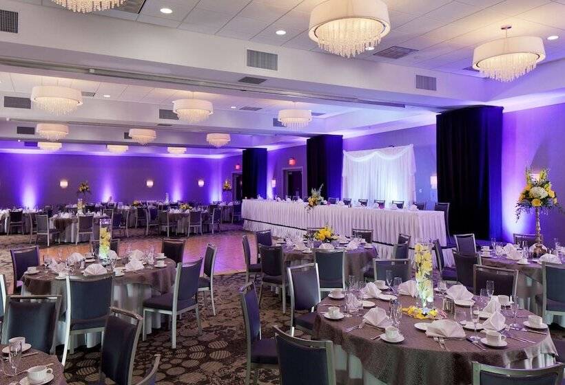 Doubletree By Hilton Hotel Syracuse