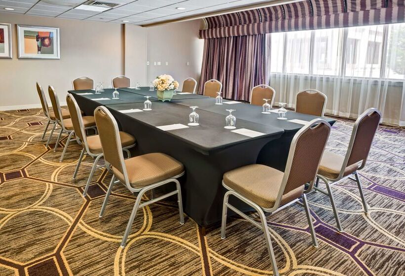 فندق Doubletree By Hilton Downtown Wilmington   Legal District