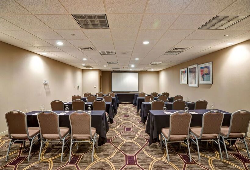 فندق Doubletree By Hilton Downtown Wilmington   Legal District