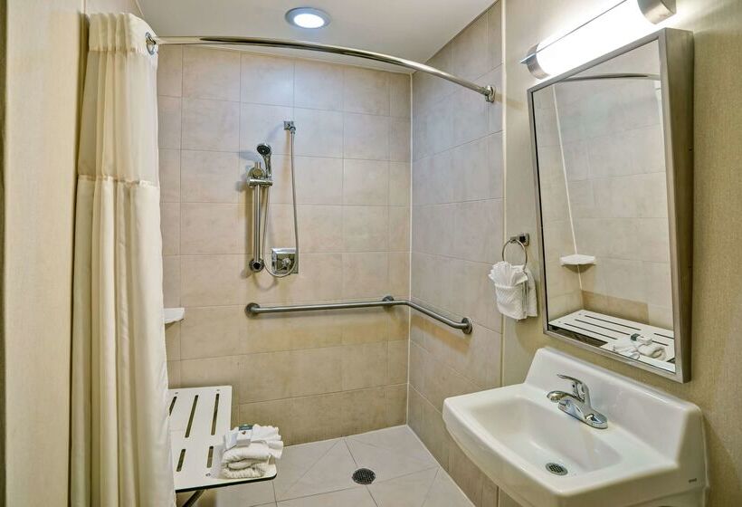 فندق Doubletree By Hilton Downtown Wilmington   Legal District