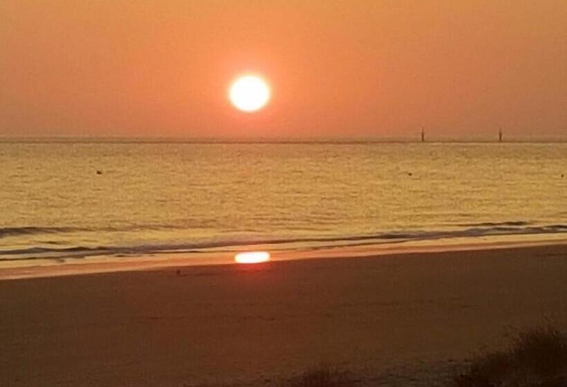 ホテル El Campanario