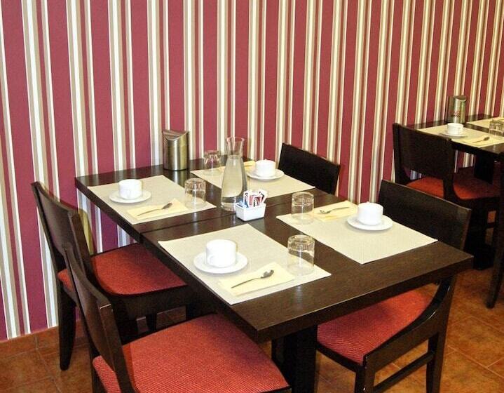 هتل El Retiro De Cardea