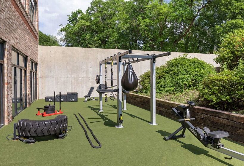 فندق Embassy Suites By Hilton Philadelphia Valley Forge