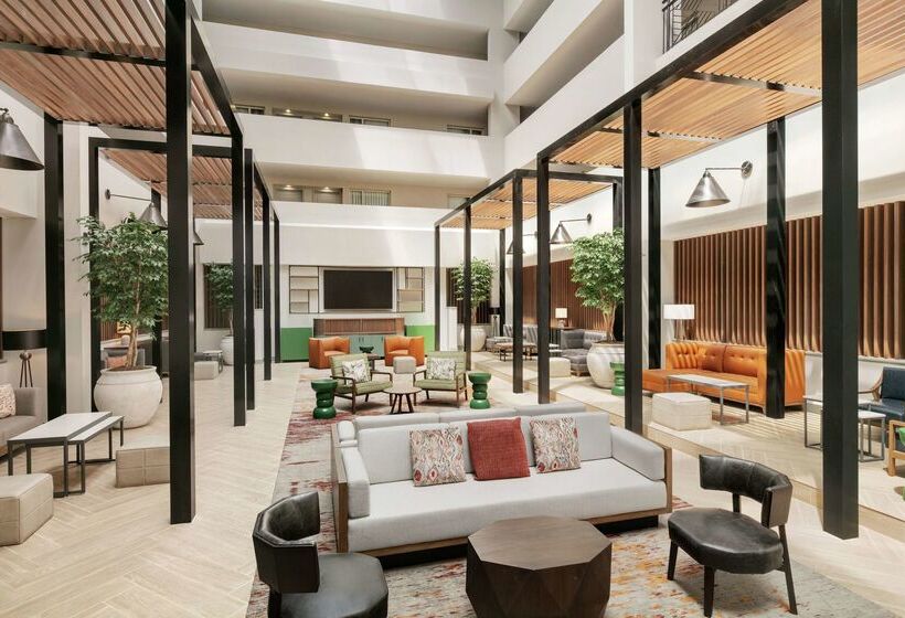 فندق Embassy Suites By Hilton Philadelphia Valley Forge