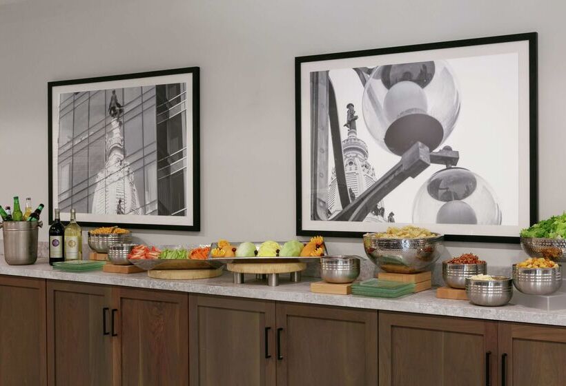 فندق Embassy Suites By Hilton Philadelphia Valley Forge