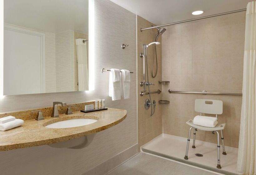 בית מלון כפרי Embassy Suites By Hilton Philadelphia Valley Forge