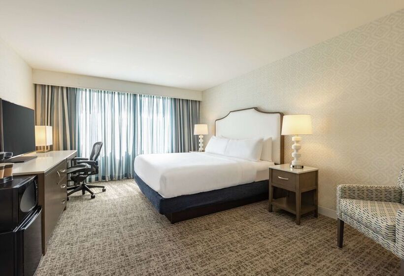 فندق Embassy Suites By Hilton Philadelphia Valley Forge