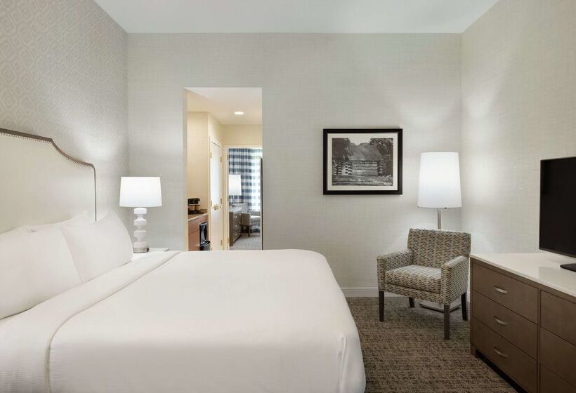 فندق Embassy Suites By Hilton Philadelphia Valley Forge