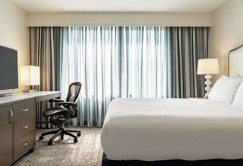 فندق Embassy Suites By Hilton Philadelphia Valley Forge