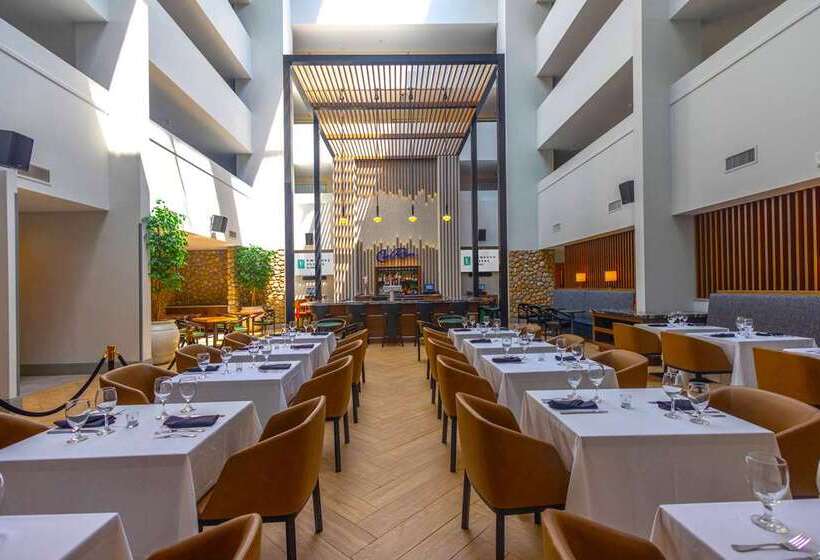 فندق Embassy Suites By Hilton Philadelphia Valley Forge