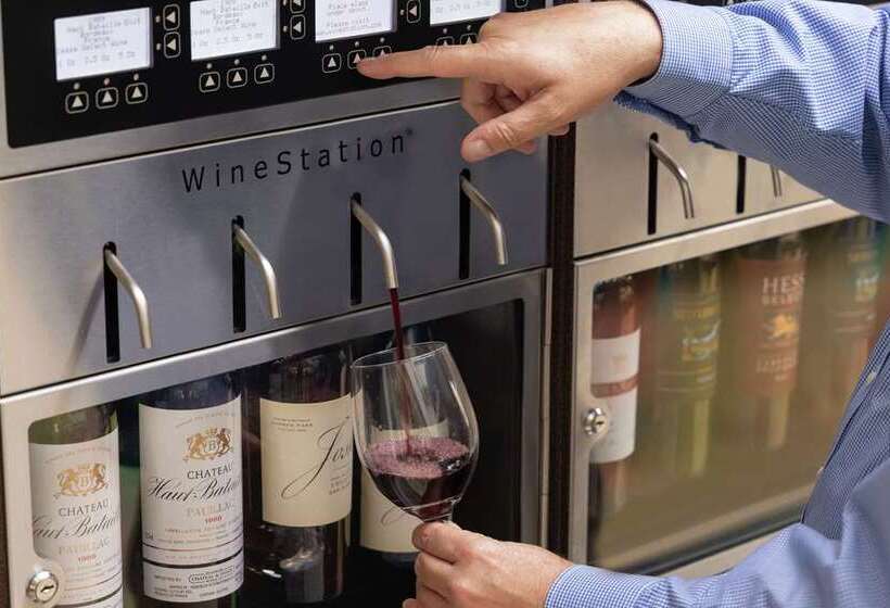 فندق Embassy Suites By Hilton Philadelphia Valley Forge