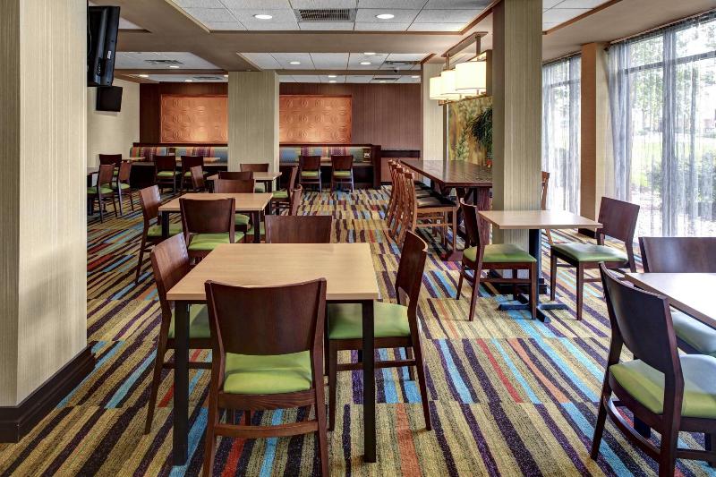 هتل Fairfield Inn & Suites By Marriott Anniston Oxford