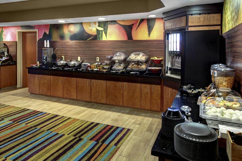 هتل Fairfield Inn & Suites By Marriott Anniston Oxford