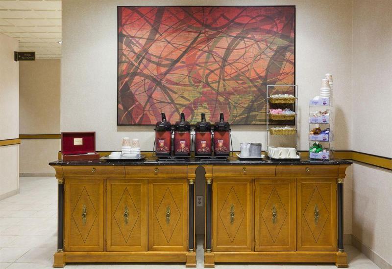 هتل Four Points By Sheraton Appleton