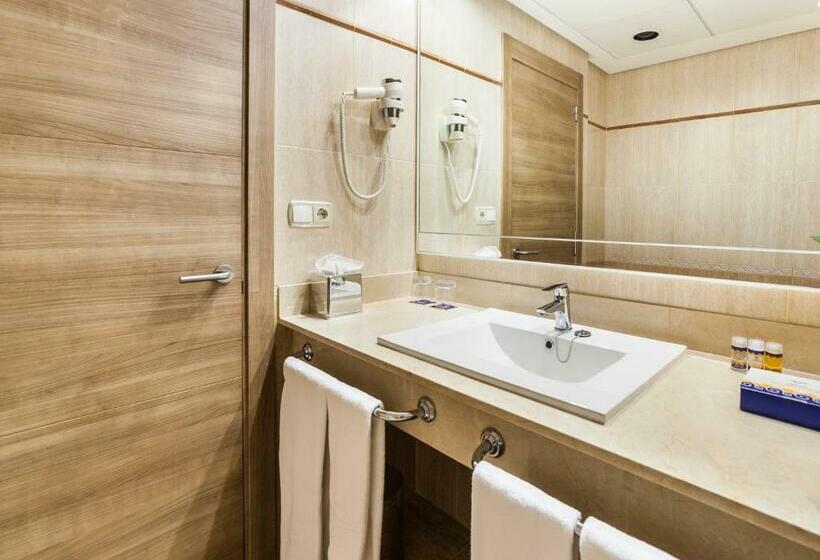 هتل Globales Santa Lucia  Adults Only 18