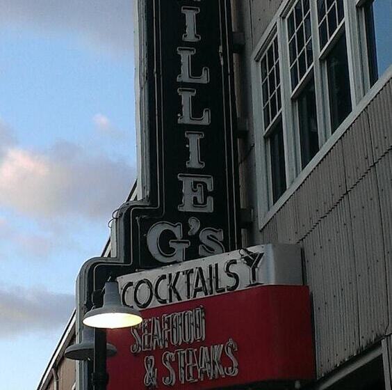 Отель Harbor House At Pier 21